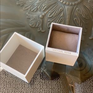 Micheal Kors watch box